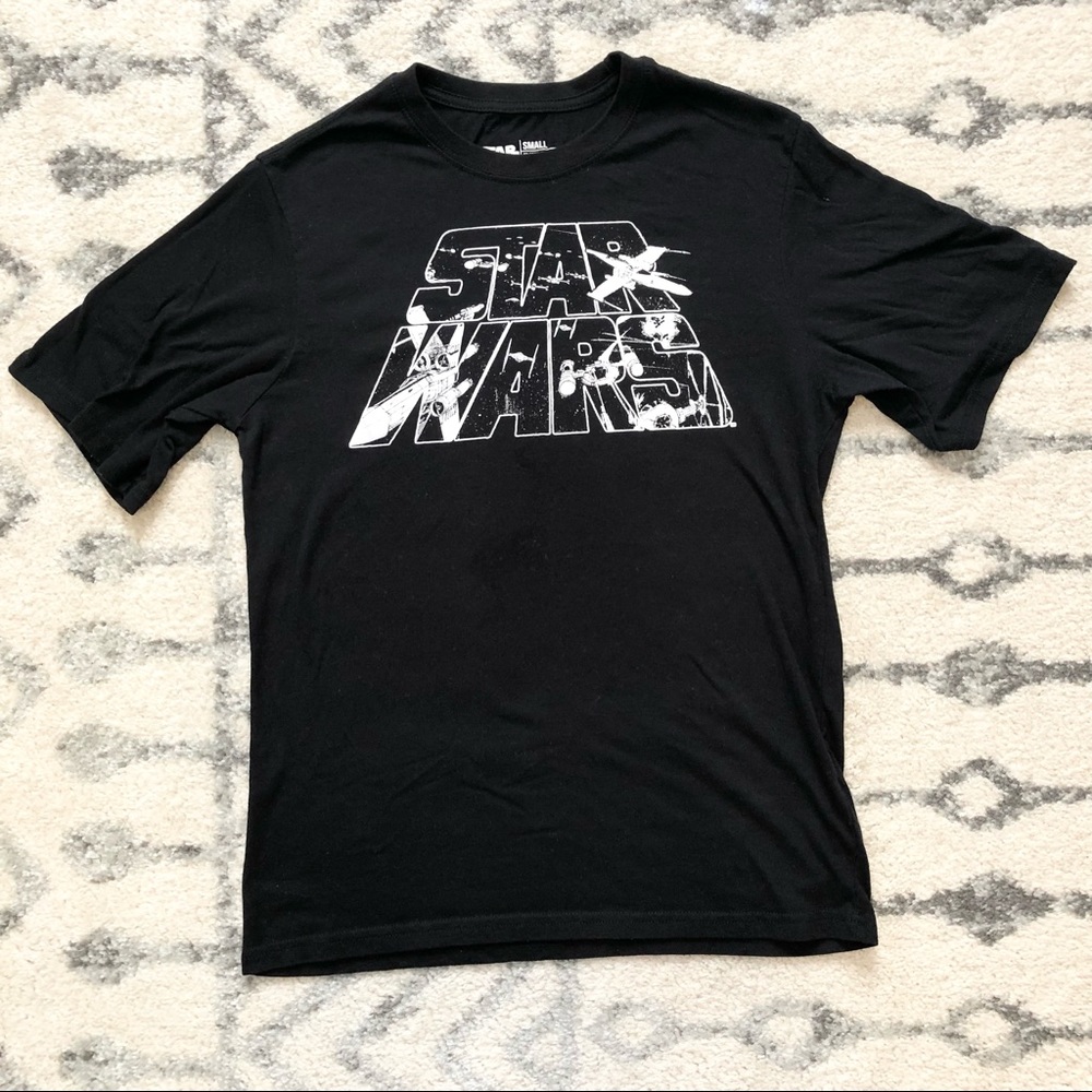 Star Wars t-shirt size small